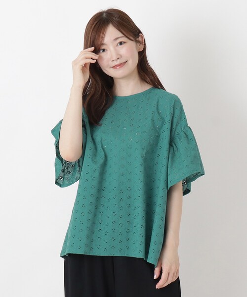 one'sterrace(ワンズテラス)の「総柄刺繍ブラウス(シャツ/ブラウス・レディース・グリーン系その他6/ホワイト系9/イエロー系8/レッド系9/ブラック系8・02)」の4枚目の写真