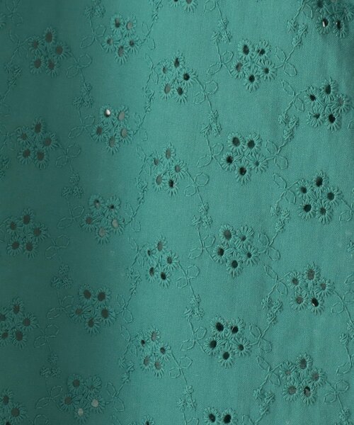 one'sterrace(ワンズテラス)の「総柄刺繍ブラウス(シャツ/ブラウス・レディース・グリーン系その他6/ホワイト系9/イエロー系8/レッド系9/ブラック系8・02)」の12枚目の写真