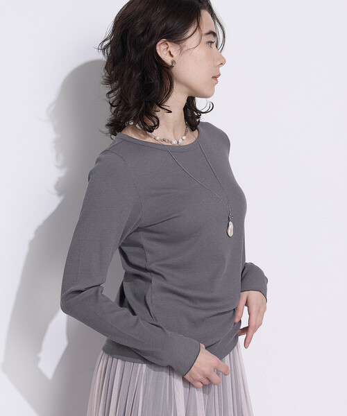 COMME CA Wardrobe(コムサワードローブ)の「〔 +サイズ 〕綿キュプラベアテレコ プルオーバー(Tシャツ/カットソー・レディース・ブラック/グレー・15号)」の13枚目の写真