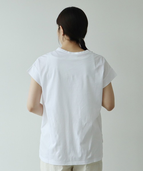 yuni(ユニ )の「ハイパワーポンチfrench sleeves pullover(Tシャツ/カットソー・レディース・ホワイト/ブラック・FREE)」の5枚目の写真