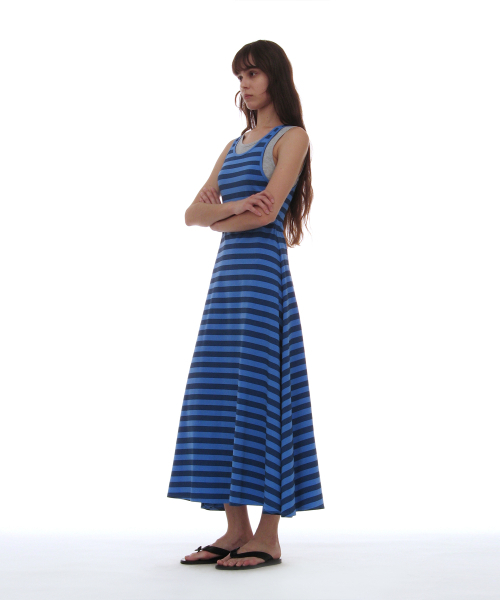 PARTIMENTO WOMEN（パルティメントウィメン）の「PWC オーバーレイ スリーブレス マキシドレス_ブルーストライプ（ワンピース・レディース・その他・SMALL/MEDIUM/LARGE）」の7枚目の写真