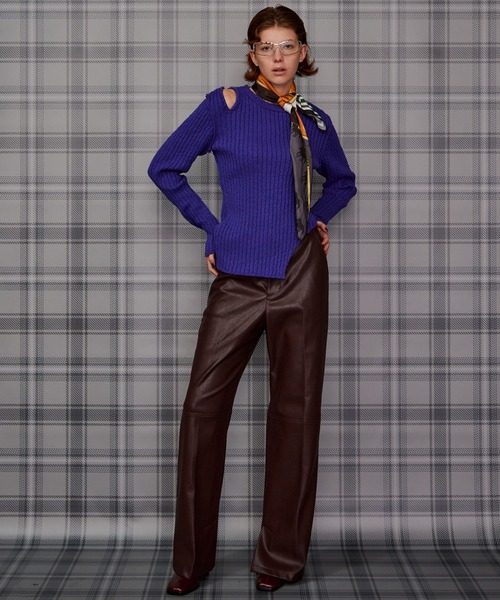MAISON SPECIAL(メゾンスペシャル)の「Straight Vegan Leather Pants/ストレートヴィーガンレザーパンツ(その他パンツ・レディース・ボルドー/ブラック/カーキ・38/36/34)」の10枚目の写真