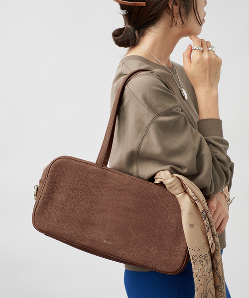 VERMEIL par iena(ヴェルメイユパーイエナ)の「SALCE サルーチェ ARISA SUEDE W34xH17xD12cm 4463250005(ボストンバッグ・レディース・ブラウン・FREE)」の1枚目の写真