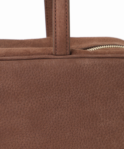 VERMEIL par iena(ヴェルメイユパーイエナ)の「SALCE サルーチェ ARISA SUEDE W34xH17xD12cm 4463250005(ボストンバッグ・レディース・ブラウン・FREE)」の13枚目の写真