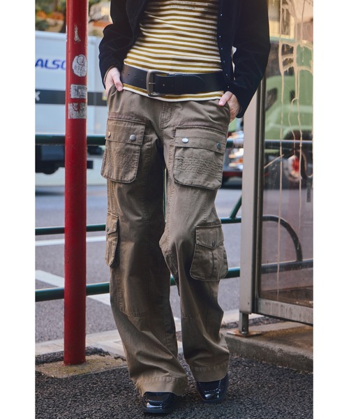 SLY(スライ)の「MULTI POCKET MILITARY PT マルチポケットミリタリーパンツ 秋服 冬服(カーゴパンツ・レディース・カーキ/ブラック・1/2)」の1枚目の写真