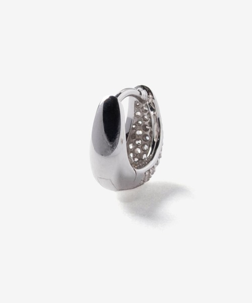 TOM WOOD（トムウッド）の「【TOM WOOD / トムウッド】Ice Huggies Pave / パヴェ フープ ピアス シルバー（ピアス（両耳用）・レディース・シルバー・FREE）」の4枚目の写真