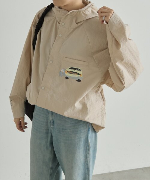 ear PAPILLONNER（イアパピヨネ）の「【Takuro Matsui×ear】コラボウインドブレーカー（ブルゾン・レディース・ブラック/ベージュ・FREE）」の10枚目の写真