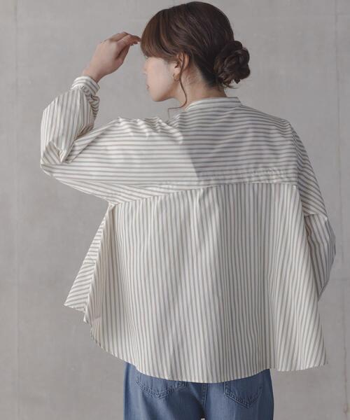 URBAN RESEARCH Sonny Label（アーバンリサーチサニーレーベル）の「『WEB限定』バンドカラーフリルストライプシャツ（シャツ/ブラウス・レディース・ホワイト系その他/ブラウン系その他/ブルー系その他・FREE）」の16枚目の写真