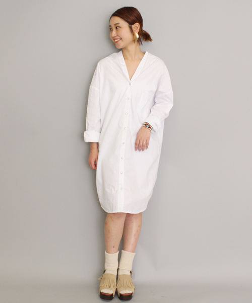 mystic（ミスティック）の「【mystic】ダンガリーシャツワンピース（ワンピース・レディース・オフホワイト/ブルー/ネイビー・ﾌﾘ-）」の2枚目の写真