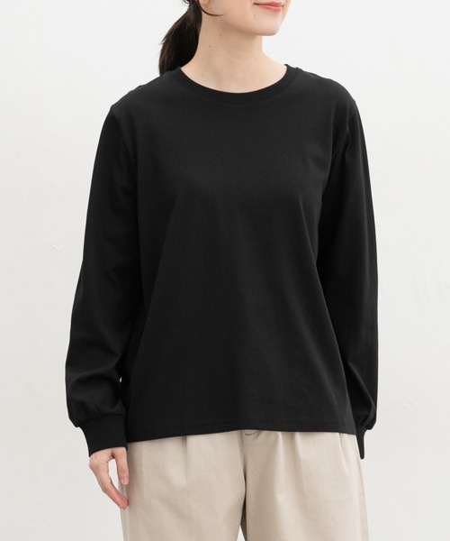 Honeys(ハニーズ)の「こだわり綿長袖Tシャツ(Tシャツ/カットソー・レディース・カーキ/グレイッシュブルー/ピンク/モカ/ブラック/オフホワイト/グレイッシュベージュ・L/M/S/LL)」の2枚目の写真