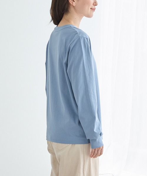 Honeys(ハニーズ)の「こだわり綿長袖Tシャツ(Tシャツ/カットソー・レディース・カーキ/グレイッシュブルー/ピンク/モカ/ブラック/オフホワイト/グレイッシュベージュ・L/M/S/LL)」の11枚目の写真