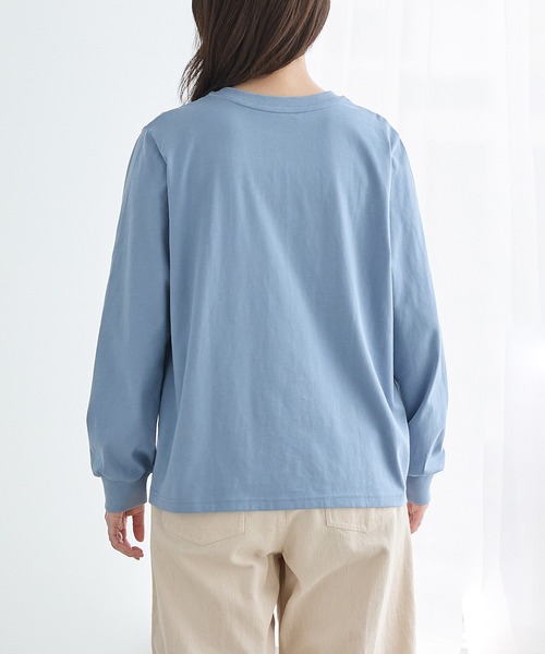 Honeys(ハニーズ)の「こだわり綿長袖Tシャツ(Tシャツ/カットソー・レディース・カーキ/グレイッシュブルー/ピンク/モカ/ブラック/オフホワイト/グレイッシュベージュ・L/M/S/LL)」の12枚目の写真