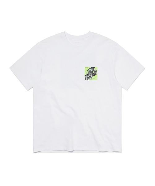 thisisneverthat(ディスイズネバーザット)の「Resonance Tee(Tシャツ/カットソー・メンズ・モスグリーン/グレイッシュベージュ/ホワイト/チャコール・L/M/S/XL)」の2枚目の写真
