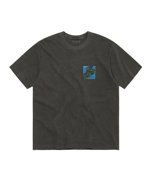 thisisneverthat(ディスイズネバーザット)の「Resonance Tee(Tシャツ/カットソー・メンズ・モスグリーン/グレイッシュベージュ/ホワイト/チャコール・L/M/S/XL)」の3枚目の写真