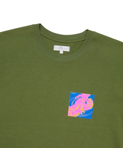 thisisneverthat(ディスイズネバーザット)の「Resonance Tee(Tシャツ/カットソー・メンズ・モスグリーン/グレイッシュベージュ/ホワイト/チャコール・L/M/S/XL)」の8枚目の写真