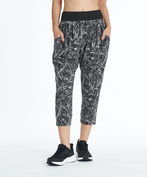 ROXY（ロキシー）の「ROXY FITNESS FEEL FREE LOOSE PANTS ドレープパンツ /速乾 【2026年秋冬モデル】/ロキシーウエストゴムドレープパンツ（その他パンツ・レディース・ブラック/ブルー/マルチ・SMALL/MEDIUM/LARGE）」の12枚目の写真