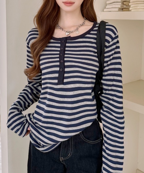 Ada.(エイダ)の「配色ボーダー ヘンリーネック カットソー(Tシャツ/カットソー・レディース・ネイビー/ホワイト/グレー・FREE)」の9枚目の写真