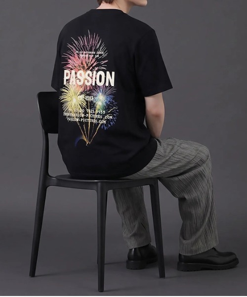 revertical(リバーティカル)の「PASSION ロゴ アートグラフィック バックプリント 半袖Tシャツ(Tシャツ/カットソー・メンズ・ホワイト/ブラック・MEDIUM/LARGE)」の10枚目の写真