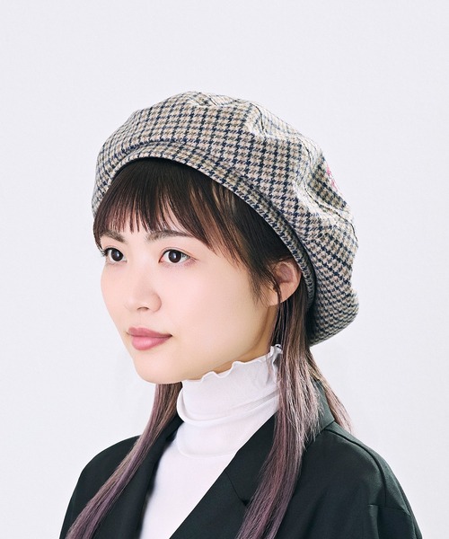 CA4LA(カシラ)の「COW MOTIF BERET(ハンチング/ベレー帽・メンズ・ブラック/オフホワイト/ベージュ・ONESIZE)」の4枚目の写真