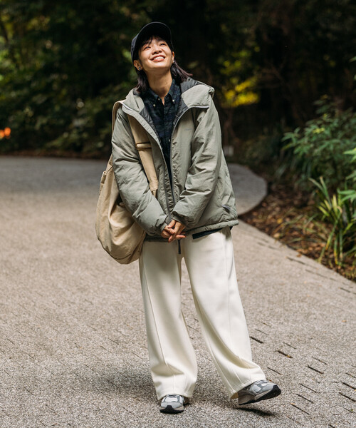 FREAK'S STORE（フリークスストア）の「NANGA × FREAK'S STORE/ナンガ 別注 NEW DOWN JACKET WOMEN’S/ニューダウンジャケット ウィメンズ（ダウンジャケット/コート・レディース・グレー/ブラウン/オリーブ/ブラック・ﾌﾘ-）」の5枚目の写真