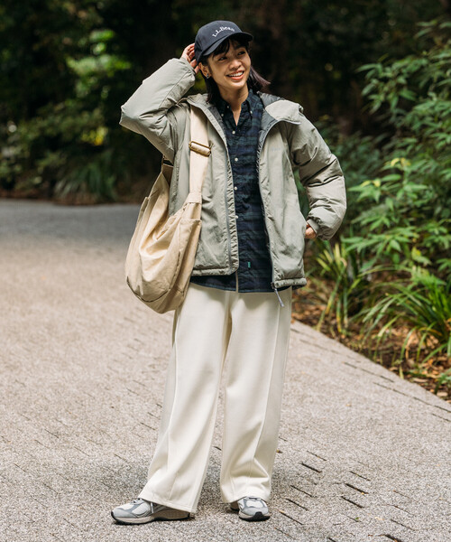 FREAK'S STORE（フリークスストア）の「NANGA × FREAK'S STORE/ナンガ 別注 NEW DOWN JACKET WOMEN’S/ニューダウンジャケット ウィメンズ（ダウンジャケット/コート・レディース・グレー/ブラウン/オリーブ/ブラック・ﾌﾘ-）」の6枚目の写真