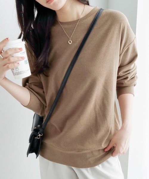 Viola e Viola(ヴィオラエヴィオラ)の「柔らか表起毛シンプルトップス(Tシャツ/カットソー・レディース・ブラック/ボルドー/ベージュ/グリーン/ライトベージュ・LL/M/L)」の2枚目の写真