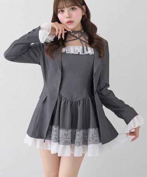 Belle Charme(ベルシャルム)の「【Belle Charme】Lace-up Tailored Jacket(テーラードジャケット・レディース・ブラック/グレー/ベージュ・FREE)」の4枚目の写真