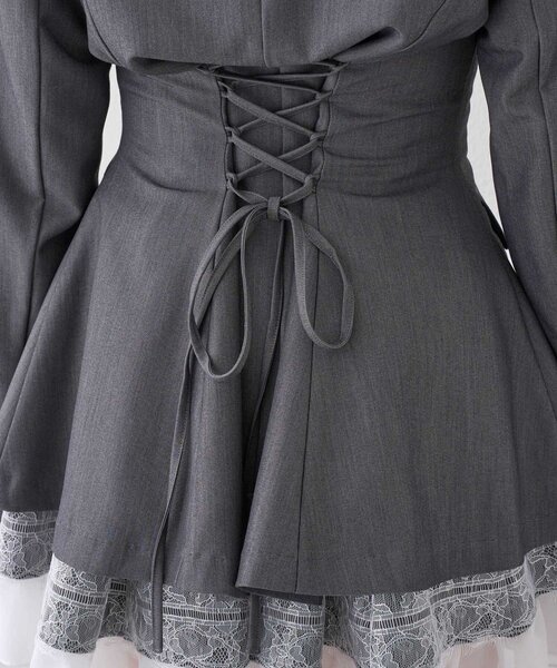Belle Charme(ベルシャルム)の「【Belle Charme】Lace-up Tailored Jacket(テーラードジャケット・レディース・ブラック/グレー/ベージュ・FREE)」の9枚目の写真