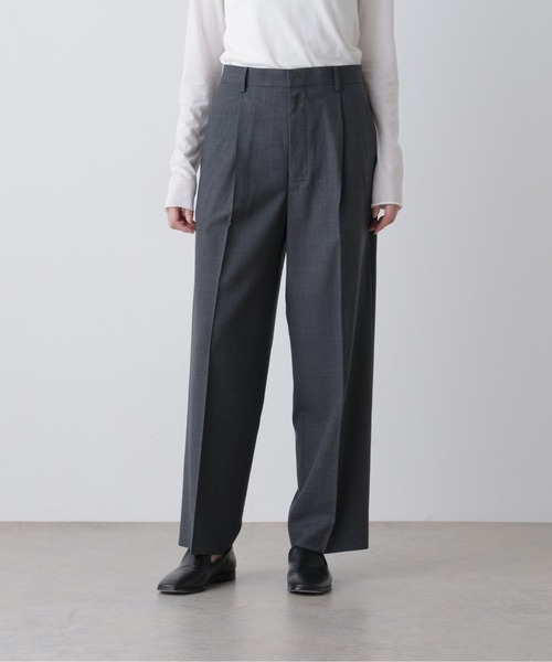 YLEVE(イレーヴ)の「YLEVE / SUPER140's WOOL TROPICAL TROUSERS WOMEN(その他パンツ・レディース・グレー系その他3/ベージュ・0/1)」の3枚目の写真