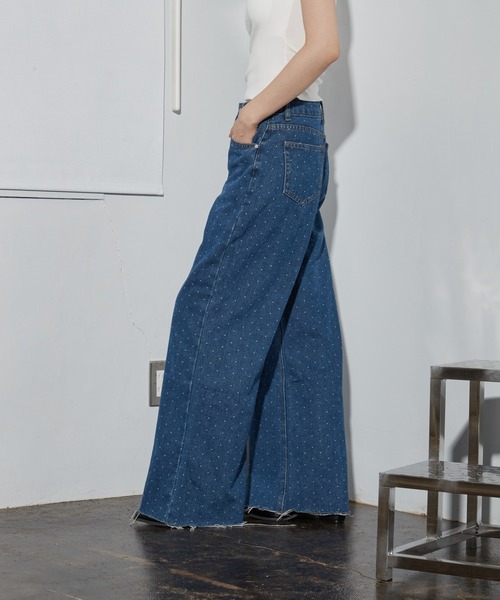 OFROOM(オフルーム)の「【2026秋冬新作】Dot Print Denim Pants|ドットプリントデニムパンツ(デニムパンツ・レディース・ブルー/ライトブルー/ブラウン・LARGE/MEDIUM/SMALL)」の18枚目の写真