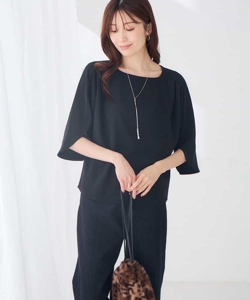 a.v.v(アーヴェヴェ)の「スクエアネック カットソー(Tシャツ/カットソー・レディース・ボルドー/ブラック/グレー系その他・36/40/38)」の2枚目の写真