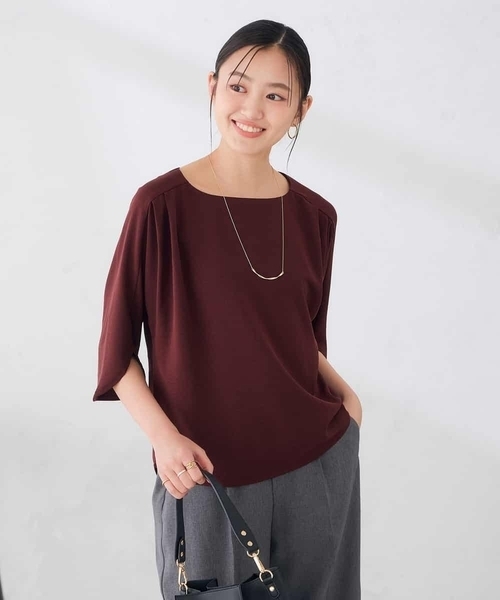 a.v.v(アーヴェヴェ)の「スクエアネック カットソー(Tシャツ/カットソー・レディース・ボルドー/ブラック/グレー系その他・36/40/38)」の5枚目の写真