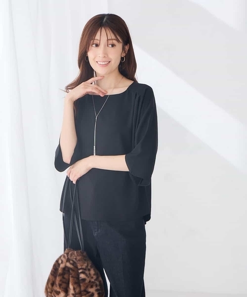 a.v.v(アーヴェヴェ)の「スクエアネック カットソー(Tシャツ/カットソー・レディース・ボルドー/ブラック/グレー系その他・36/40/38)」の18枚目の写真