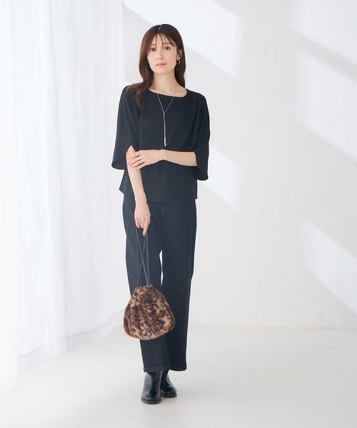 a.v.v(アーヴェヴェ)の「スクエアネック カットソー(Tシャツ/カットソー・レディース・ボルドー/ブラック/グレー系その他・36/40/38)」の19枚目の写真