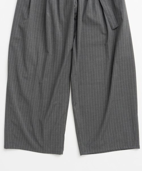MAISON SPECIAL(メゾンスペシャル)の「【26WINTER PRE-ORDER】Double Waist Pants/ダブルウエストパンツ(その他パンツ・レディース・ネイビー/グレー・38/36)」の17枚目の写真