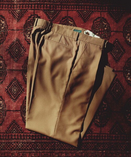 ADAM ET ROPE'(アダムエロペ)の「STRAIGHT SLACKS(スラックス・メンズ・グレー/キャメル/ブラック・XL/M/L)」の1枚目の写真