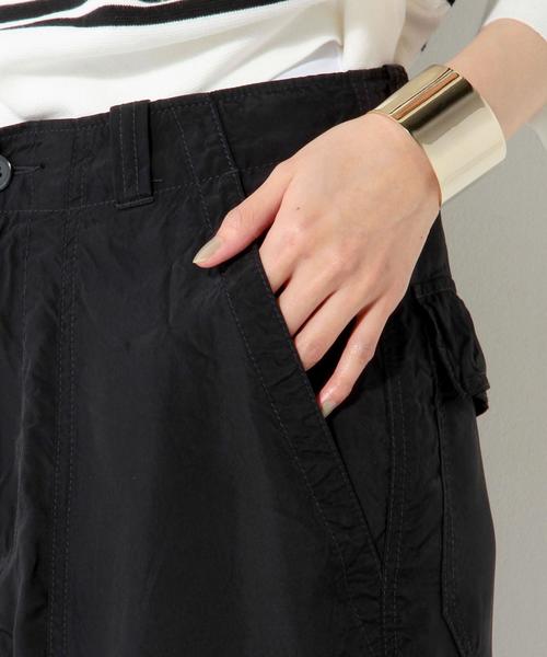 UNITED ARROWS（ユナイテッドアローズ）の「◇UGMM ワイド カーゴパンツ◆（その他パンツ・レディース・ネイビー・36/40/38）」の7枚目の写真