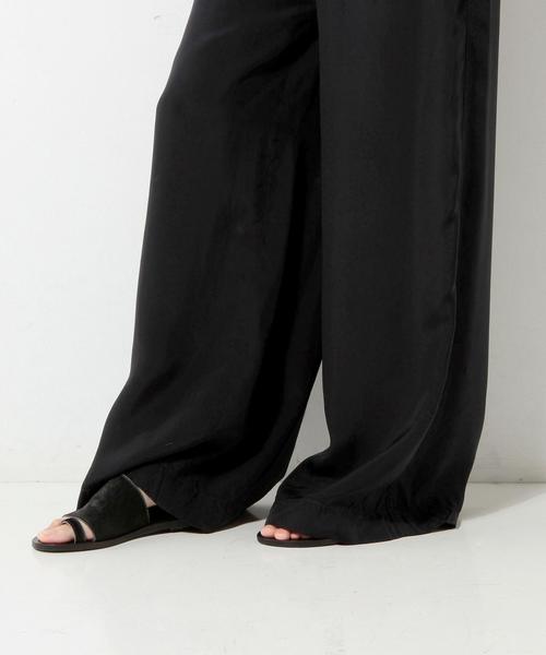 UNITED ARROWS（ユナイテッドアローズ）の「◇UGMM ワイド カーゴパンツ◆（その他パンツ・レディース・ネイビー・36/40/38）」の9枚目の写真