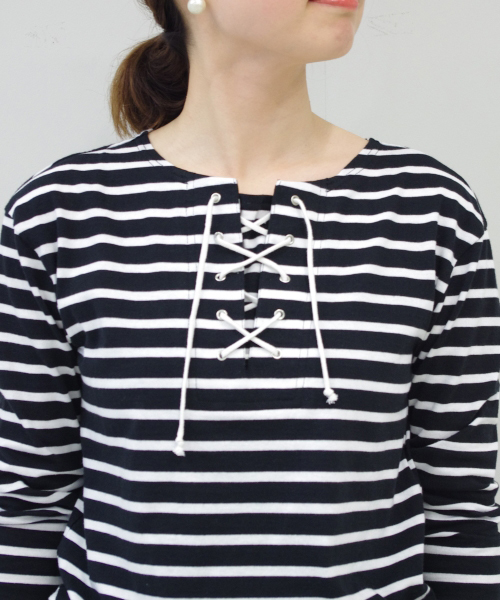 IEDIT(イディット)の「ミルブロウズ 定番スタイルの鮮度があがるレースアップボーダートップス (Tシャツ/カットソー・レディース・ブラック/ネイビー・X-LARGE/MEDIUM/XX-LARGE/LARGE/SMALL)」の6枚目の写真