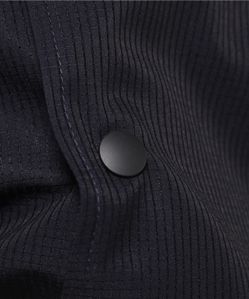 URBAN RESEARCH(アーバンリサーチ)の「URBAN RESEARCH AIRVENTパッカブルコート(その他アウター・メンズ・カーキ/ネイビー・LARGE/MEDIUM)」の5枚目の写真