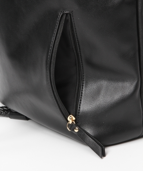 LEPSIM（レプシィム）の「ボンサックショルダーバッグ　745706（ショルダーバッグ・レディース・ブラック/ライトベージュ・ONE SIZE）」の12枚目の写真