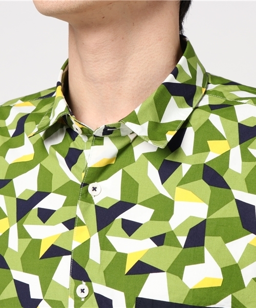 BLACK LABEL CRESTBRIDGE(ブラックレーベル・クレストブリッジ)の「モザイクダフォディルプリント シャツ(シャツ/ブラウス・メンズ・グリーン・M/L)」の4枚目の写真