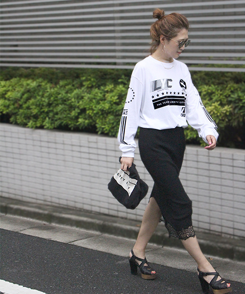 LIBERTY CITY（リバティシティ）の「【LIBERTY CITY/リバティーシティ】 [TEAM LIBERTY CITY] ロングスリーブ Tシャツ（Tシャツ/カットソー・メンズ・ホワイト/ブラック/グレー・LARGE/MEDIUM/SMALL）」の17枚目の写真