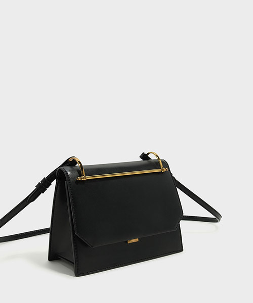 CHARLES & KEITH（チャールズ & キース）の「ストラクチャーハンドバッグ/STRUCTURED HANDBAG（ハンドバッグ・レディース・ブラック/バーガンディー・S）」の4枚目の写真