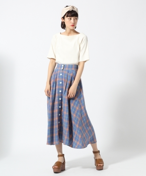 LOWRYS FARM（ローリーズファーム）の「リブスクエア／ＳＳ　784512 （Tシャツ/カットソー・レディース・グレー/オフホワイト/ホワイト×ブラック/レッド/ブラック/ブルー/ブラック系その他/ブルー系その他/オレンジ系その他・LARGE/MEDIUM）」の20枚目の写真