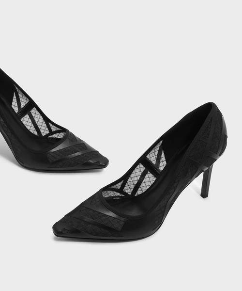 CHARLES & KEITH(チャールズ & キース)の「コントラストトリミングパンプス / CONTRAST TRIMMING PUMPS(パンプス・レディース・ブラック/イエロー・25cm/22.5cm/24.5cm/23.5cm/23cm)」の5枚目の写真