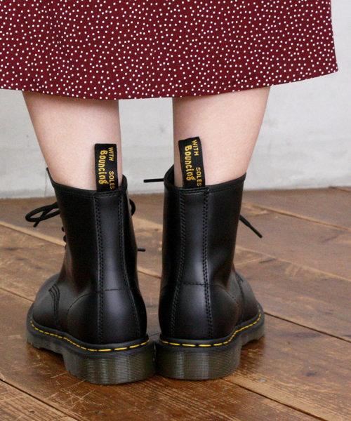 Dr. Martens（ドクターマーチン）の「【Dr.Martens/ドクターマーチン】1460 8EYE BOOT (エイトホールブーツ)（ブーツ・レディース・ブラック/チェリーレッド・3/4/6/5）」の7枚目の写真