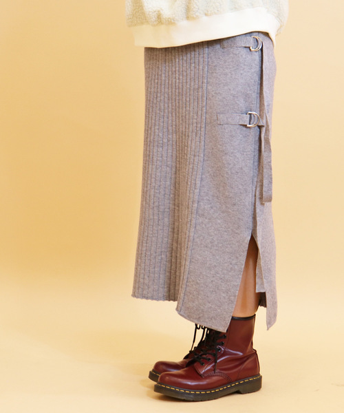 Dr. Martens（ドクターマーチン）の「【Dr.Martens/ドクターマーチン】1460 8EYE BOOT (エイトホールブーツ)（ブーツ・レディース・ブラック/チェリーレッド・3/4/6/5）」の13枚目の写真