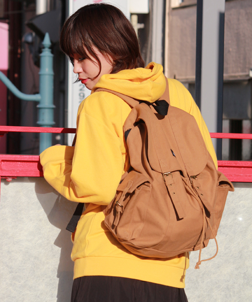 WEGO(ウィゴー)の「WEGO/キャンバスフラップリュック(バックパック/リュック・メンズ・ブラック/キャメル・FREE)」の2枚目の写真