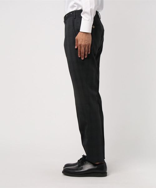 PT01（ピーティーゼロウーノ）の「PT01: トラベラーウール チェック パンツ（スラックス・メンズ・ホワイト×ブラック・44/48）」の3枚目の写真